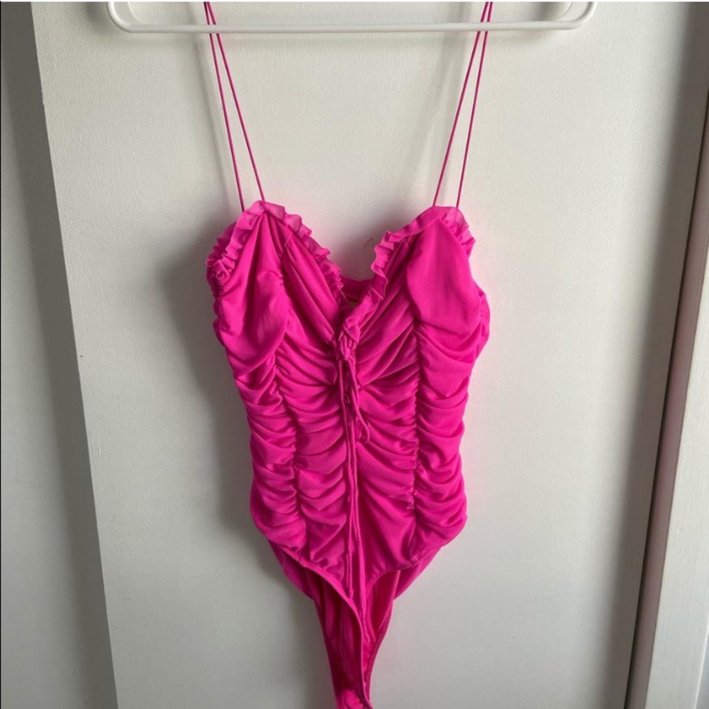 PINK BODYSUIT